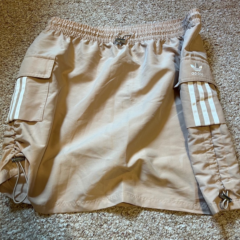 Adidas Originals Women Beige Cargo Mini Skirt 3-Stripe Ruched Utility Tan Medium
